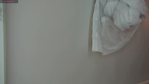 Gaby evansz online show from 04-17-26, 09:12