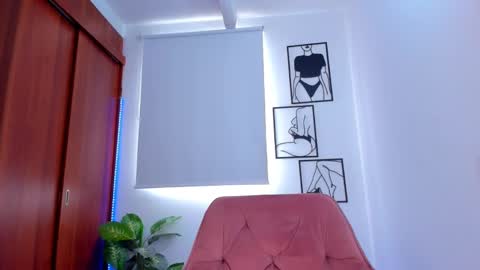    online show from 09-13-25, 08:52