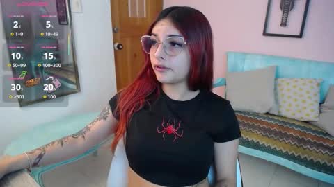 Snapshot of gaby_jin chatting on 09-29-25, 12:10 Gaby online show from 09-29-25, 12:10