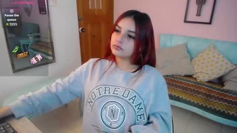 Snapshot of gaby_jin chatting on 10-10-25, 12:26 Gaby online show from 10-10-25, 12:26