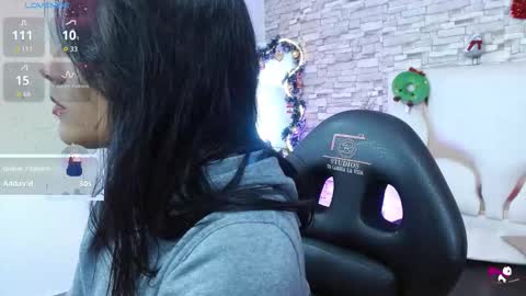 Snapshot of gaby_tay1 chatting on 12-18-25, 07:42 Gaby online show from 12-18-25, 07:42