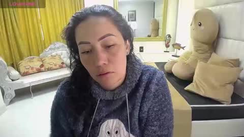 gabriela online show from 02-13-25, 02:20