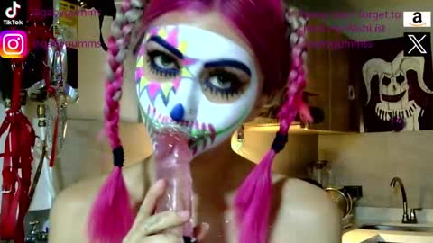 Snapshot of gabygumms chatting on 09-18-25, 11:51 gabygumms online show from 09-18-25, 11:51