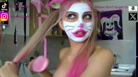Snapshot of gabygumms chatting on 10-04-25, 01:20 gabygumms online show from 10-04-25, 01:20