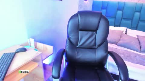 Snapshot of gabyjackson1 chatting on 11-13-25, 12:04 Gaby Jackson1 online show from 11-13-25, 12:04