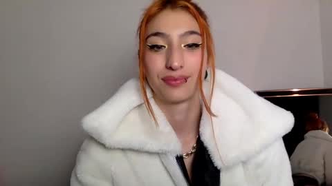 Gaby online show from 09-30-25, 03:11