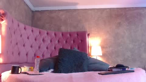 Snapshot of gabypetit chatting on 03-02-25, 12:20 Gaby online show from 03-02-25, 12:20