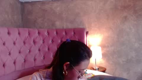 Snapshot of gabypetit chatting on 03-04-25, 12:50 Gaby online show from 03-04-25, 12:50