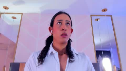 Snapshot of gabypetit chatting on 11-30-25, 07:51 Gaby online show from 11-30-25, 07:51