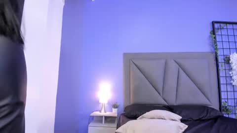  Gaby Cruz  online show from 11-05-25, 12:05