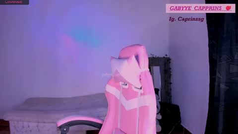 gabyye capprins online show from 04-19-26, 01:38