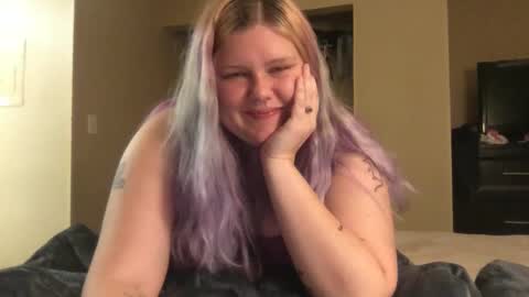 Snapshot of gaebaetae chatting on 12-25-24, 02:14 Eryn online show from 12-25-24, 02:14