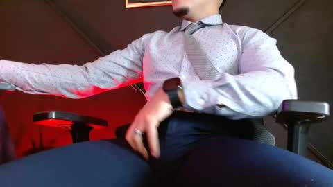 Snapshot of gael_williams4 chatting on 03-11-25, 02:21 Gael Williams online show from 03-11-25, 02:21