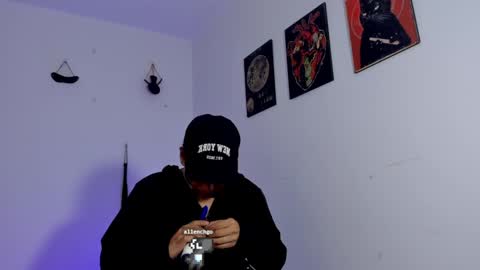 Snapshot of gaeloconner chatting on 01-08-25, 04:02 Gael Conner online show from 01-08-25, 04:02