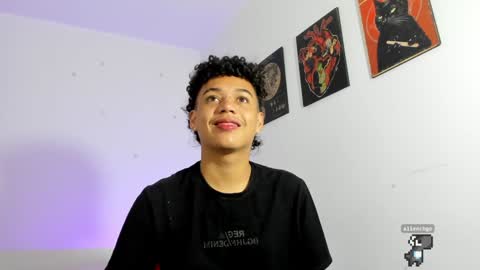 Snapshot of gaeloconner chatting on 01-19-25, 12:28 Gael Conner online show from 01-19-25, 12:28