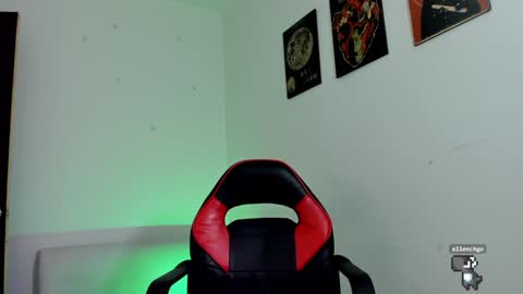 Snapshot of gaeloconner chatting on 01-23-25, 03:37 Gael Conner online show from 01-23-25, 03:37