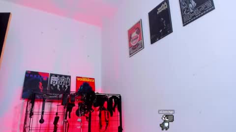 Snapshot of gaeloconner chatting on 02-20-25, 03:45 Gael Conner online show from 02-20-25, 03:45