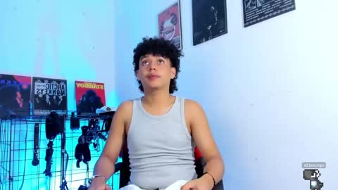 Snapshot of gaeloconner chatting on 02-23-25, 12:37 Gael Conner online show from 02-23-25, 12:37