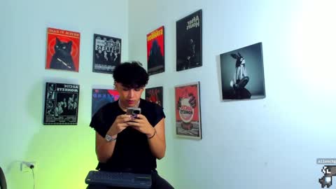 Snapshot of gaeloconner chatting on 03-02-25, 03:45 Gael Conner online show from 03-02-25, 03:45