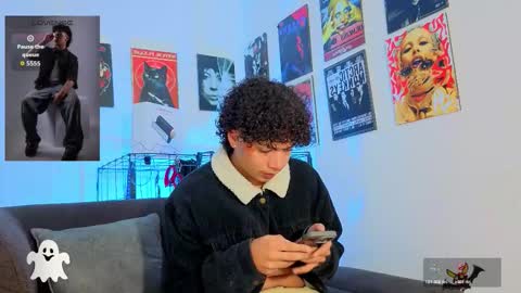 Snapshot of gaeloconner chatting on 11-02-25, 04:04 Gael Conner online show from 11-02-25, 04:04