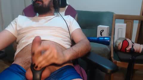 Snapshot of gag0nmyc0ck chatting on 05-20-26, 12:17 your master online show from 05-20-26, 12:17