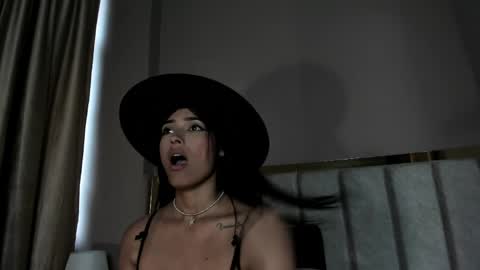 GahiaBelucci online show from 04-09-26, 06:13