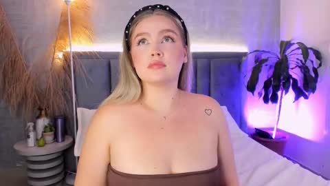 Gaia Baker  online show from 03-25-26, 03:51