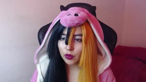 Snapshot of gakomenoshida chatting on 01-11-26, 08:14 Kate 3 online show from 01-11-26, 08:14