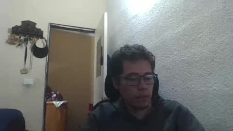 Snapshot of galen_0 chatting on 12-26-24, 06:30 galen_0 online show from 12-26-24, 06:30