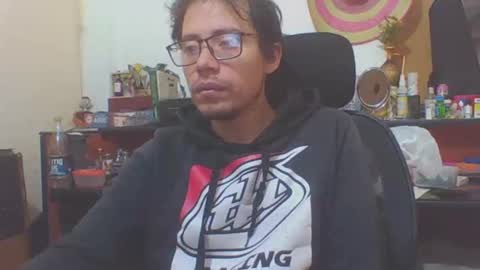 Snapshot of galen_0 chatting on 01-29-25, 03:47 galen_0 online show from 01-29-25, 03:47