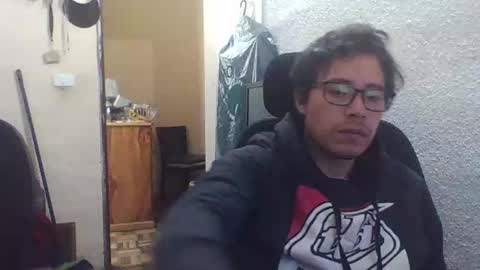 Snapshot of galen_0 chatting on 02-17-25, 07:58 galen_0 online show from 02-17-25, 07:58