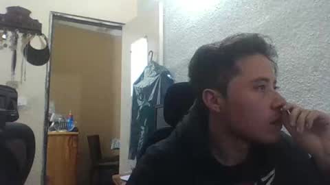 Snapshot of galen_0 chatting on 02-19-25, 05:16 galen_0 online show from 02-19-25, 05:16