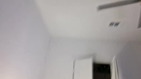 Snapshot of gallo728207 chatting on 03-19-26, 10:19 gallo728207 online show from 03-19-26, 10:19