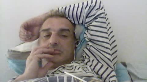 Snapshot of gamane3575 chatting on 06-11-26, 08:51 gamane3575 online show from 06-11-26, 08:51