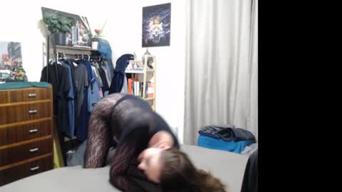 HOT  online show from 02-08-25, 10:29