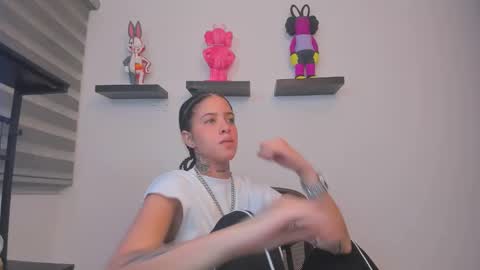 Snapshot of gangster_girl chatting on 05-23-26, 12:05 GANG online show from 05-23-26, 12:05