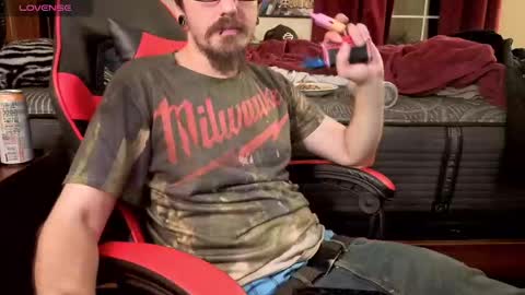 Snapshot of ganjaxbandit chatting on 10-15-25, 12:11 ganjaxbandit online show from 10-15-25, 12:11