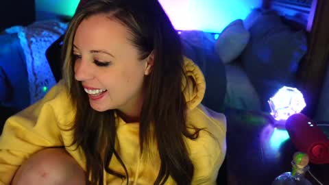 Jenna  - be back MONDAY night.  online show from 02-05-25, 12:17