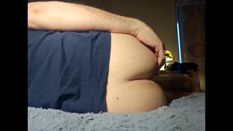 Snapshot of garbis11 chatting on 10-14-25, 05:14 garbis11 online show from 10-14-25, 05:14