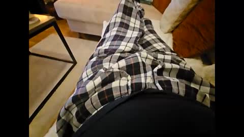 Snapshot of garbis11 chatting on 11-01-25, 08:27 garbis11 online show from 11-01-25, 08:27