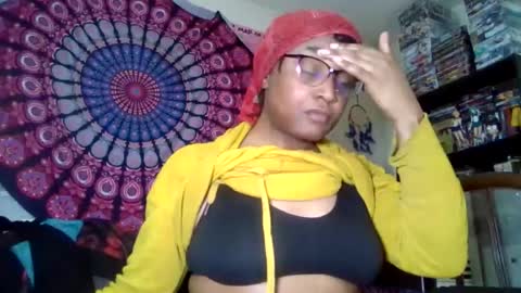 Snapshot of gardeniaspear chatting on 05-24-26, 10:59 Gardenia online show from 05-24-26, 10:59