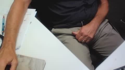Snapshot of gardensman_561 chatting on 07-29-26, 04:05 Panty Lover online show from 07-29-26, 04:05
