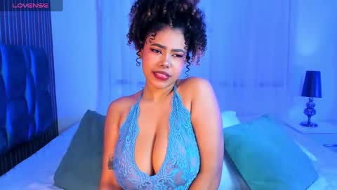 Snapshot of garnetsugar chatting on 12-22-24, 04:06 garnet online show from 12-22-24, 04:06