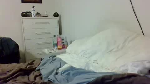 Gary online show from 03-25-26, 02:06