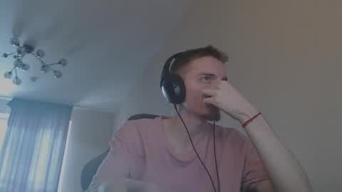 Snapshot of gasturfahe chatting on 02-16-25, 08:54 gasturfahe online show from 02-16-25, 08:54