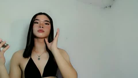 JUST CALL ME OLIVIA online show from 05-23-26, 07:24