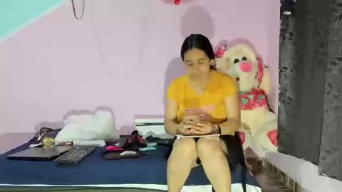 Snapshot of gaticahot001 chatting on 01-08-25, 12:38 Diana online show from 01-08-25, 12:38