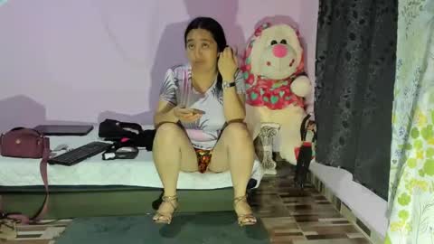 Snapshot of gaticahot001 chatting on 01-24-25, 01:24 Diana online show from 01-24-25, 01:24