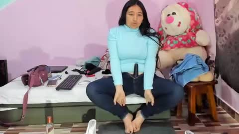 Snapshot of gaticahot001 chatting on 02-28-25, 03:26 Diana online show from 02-28-25, 03:26
