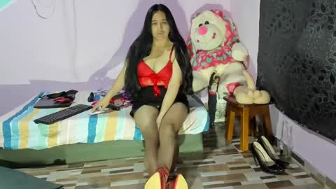 Snapshot of gaticahot001 chatting on 03-05-25, 09:49 Diana online show from 03-05-25, 09:49